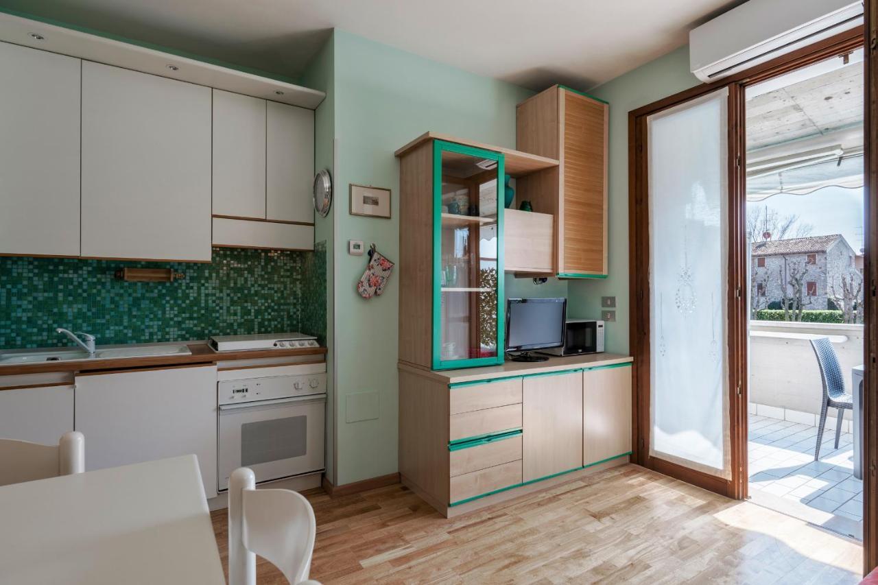 Azzurra Suite - Monolocale Con Piscina E Wifi Σιρμιόνε Εξωτερικό φωτογραφία
