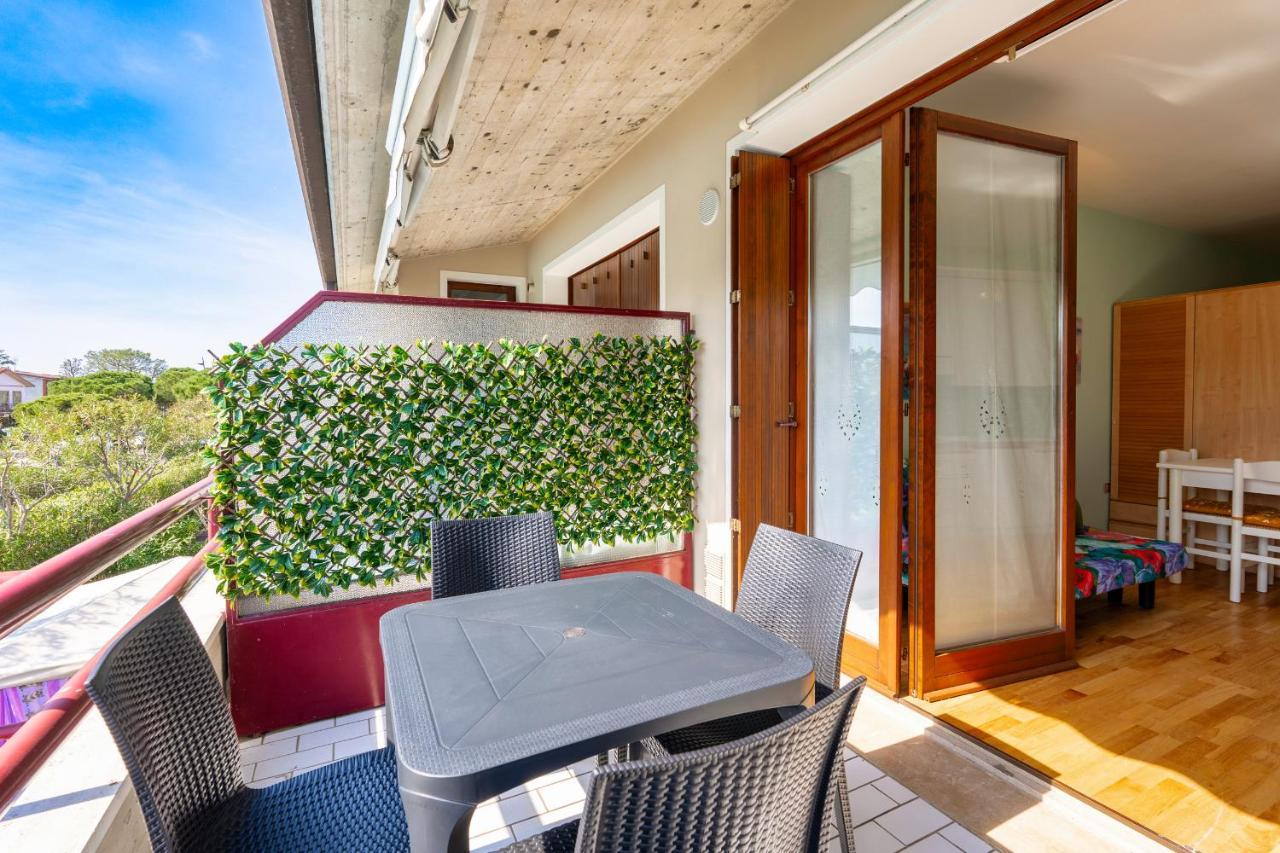 Azzurra Suite - Monolocale Con Piscina E Wifi Σιρμιόνε Εξωτερικό φωτογραφία